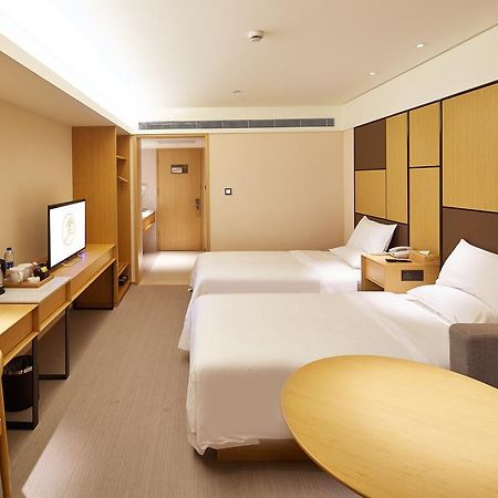 Ji Hotel Chengdu West Hi-Tech Zone Longhu Room photo