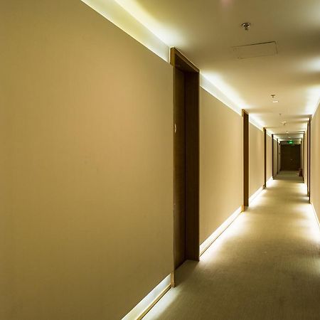 Ji Hotel Chengdu West Hi-Tech Zone Longhu Exterior photo